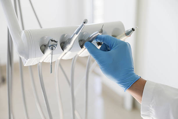 Professional Tooth Extraction technician working in Alta Sierra, CA